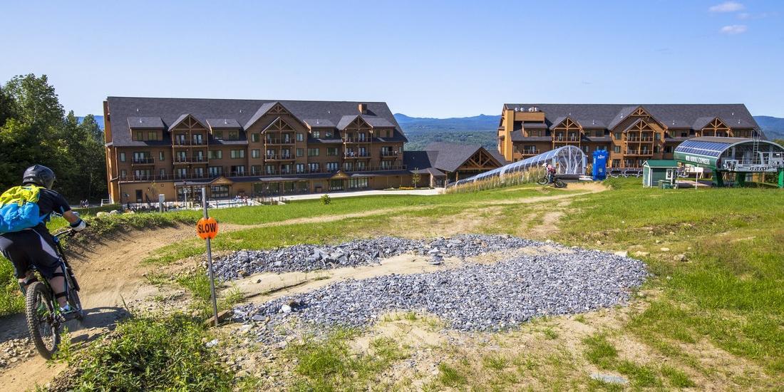 Burke Mountain Hotel And Conference Center Exterior photo